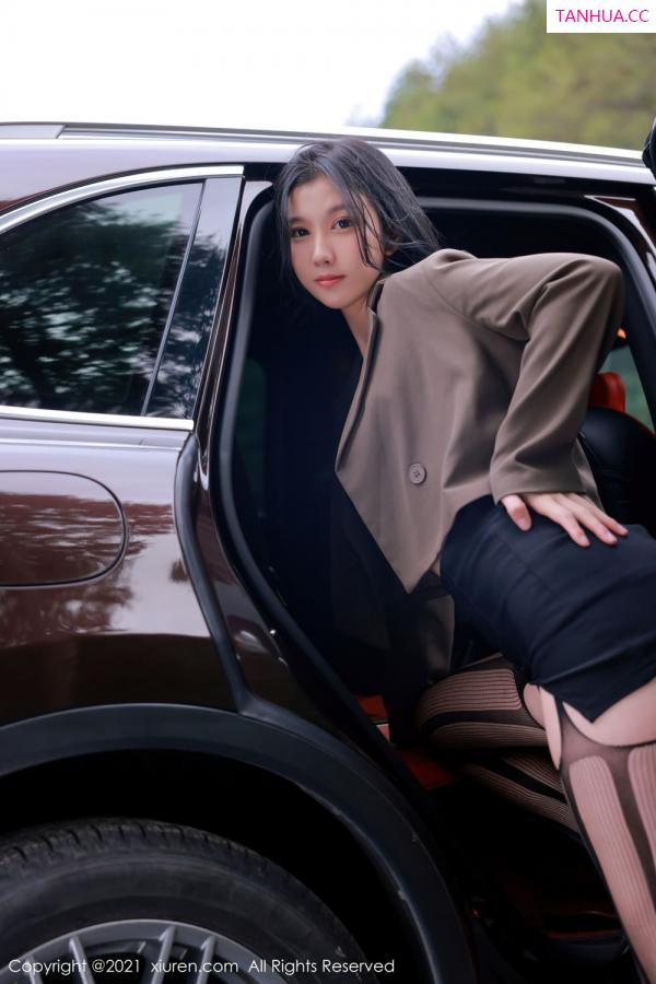 李雅柔  [XiuRen]高清写真图 2021.11.08 No.4179 李雅柔182CM第21张图片